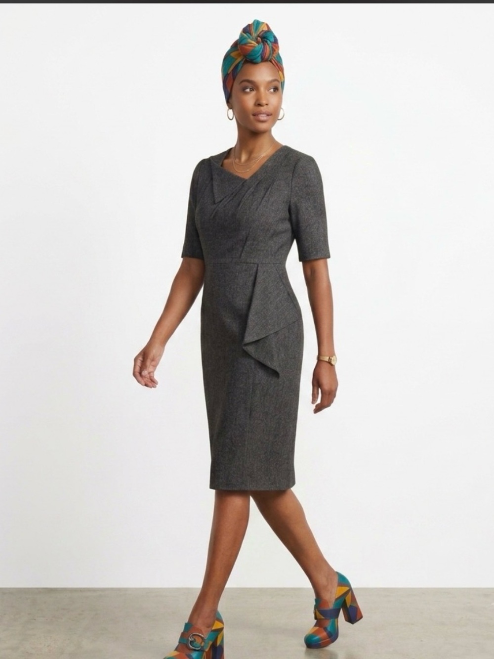 White House Black Market Gray Tweed Midi Ruched Sheath Dress Size 6 Retro Chic